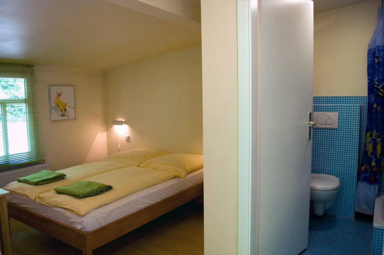 Gaestezimmer Der Adler Wirtschaft Хаттенхайм Экстерьер фото